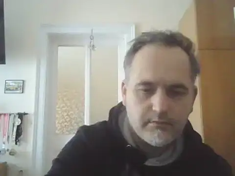 Szolga10 online show from November 15, 2025, 10:56 am