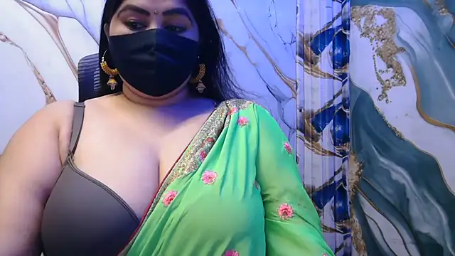 Snapshot of seetatiwari chatting on April 17, 2026, 5:27 pm seetatiwari online show from April 17, 2026, 5:27 pm