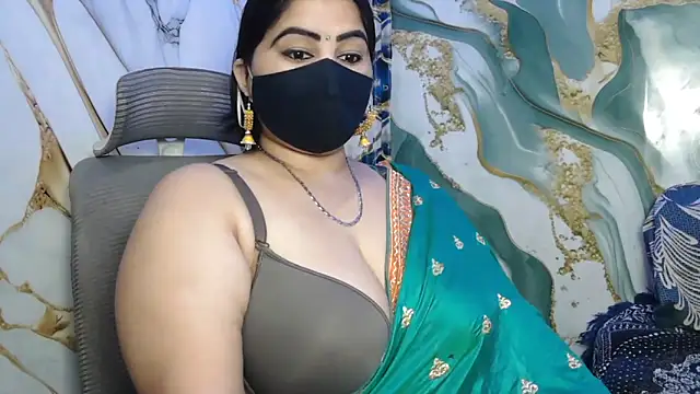 Snapshot of seetatiwari chatting on April 23, 2026, 6:21 pm seetatiwari online show from April 23, 2026, 6:21 pm