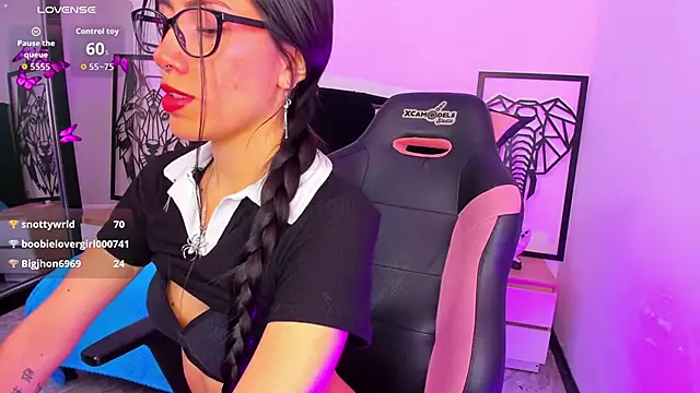 ximenagp online show from December 3, 2025, 4:53 am