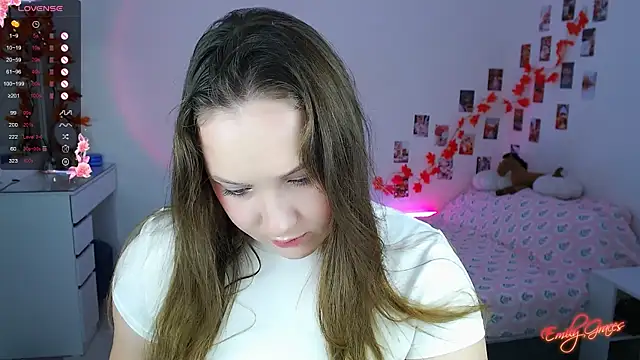 EmilyxxGraces online show from December 3, 2025, 11:47 pm