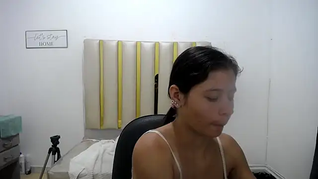 flakita sexyhot online show from October 10, 2025, 10:03 am