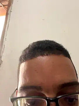 Diegodelicia online show from November 14, 2025, 4:49 pm