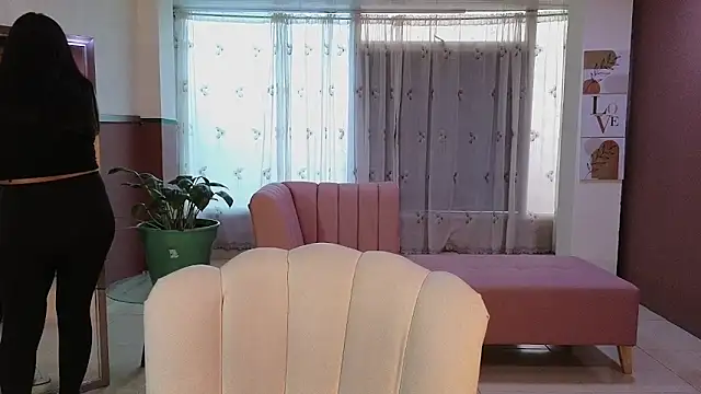 sweet ahinara online show from December 4, 2025, 7:11 pm