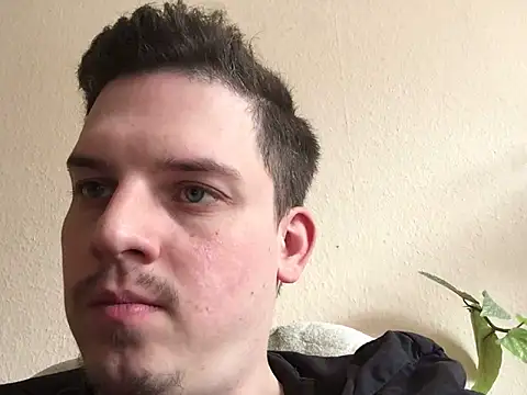 Snapshot of key18cm chatting on October 5, 2025, 1:53 pm key18cm online show from October 5, 2025, 1:53 pm