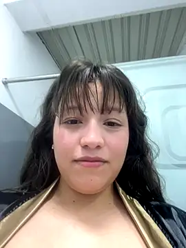 Marii 18 online show from November 2, 2025, 4:31 pm