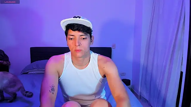  JacobMiller   online show from December 4, 2025, 10:18 pm