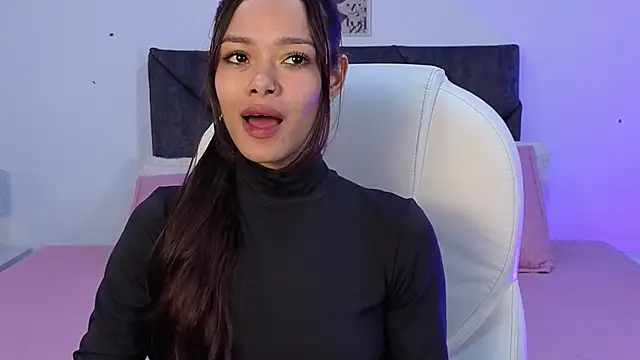 sara sharma  online show from November 13, 2025, 4:28 pm