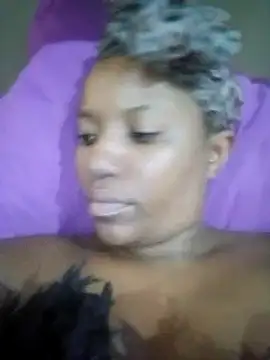 Coco Nile online show from February 18, 2025, 4:37 am