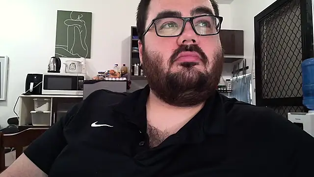 Snapshot of alexxxbear chatting on February 11, 2025, 3:29 am alexxxbear online show from February 11, 2025, 3:29 am