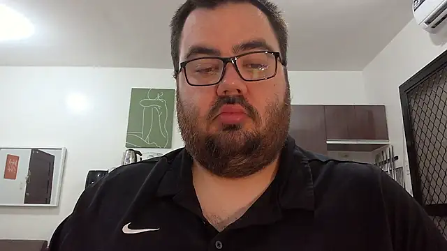 Snapshot of alexxxbear chatting on February 11, 2025, 5:07 pm alexxxbear online show from February 11, 2025, 5:07 pm