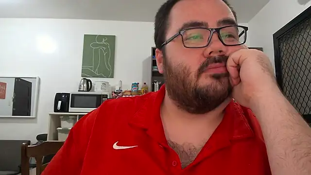 Snapshot of alexxxbear chatting on February 13, 2025, 1:29 am alexxxbear online show from February 13, 2025, 1:29 am