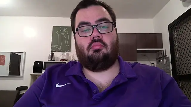 Snapshot of alexxxbear chatting on February 17, 2025, 4:42 am alexxxbear online show from February 17, 2025, 4:42 am