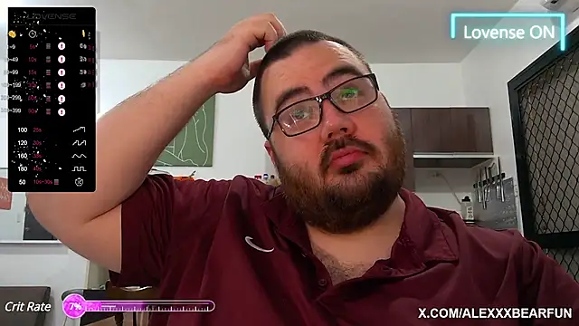 Snapshot of alexxxbear chatting on March 16, 2025, 11:36 pm alexxxbear online show from March 16, 2025, 11:36 pm