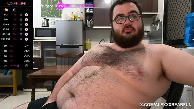 Snapshot of alexxxbear chatting on October 19, 2025, 11:00 am alexxxbear online show from October 19, 2025, 11:00 am