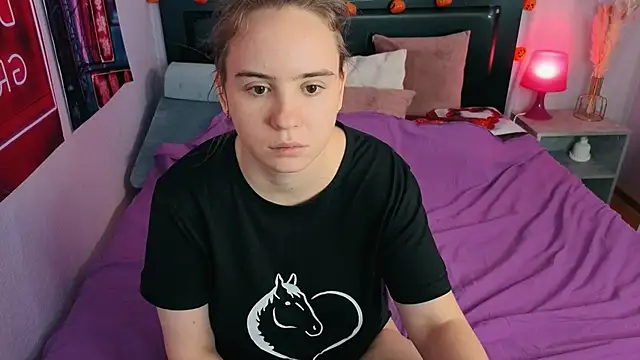 Lika 0ne online show from November 24, 2025, 12:27 pm