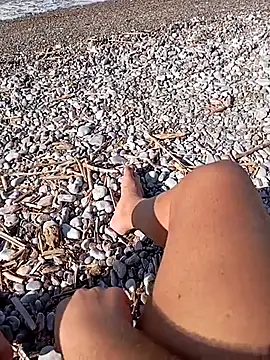 Snapshot of gkal7877_ chatting on September 26, 2025, 1:15 pm gkal7877 online show from September 26, 2025, 1:15 pm