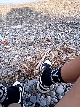 Snapshot of gkal7877_ chatting on October 14, 2025, 7:42 am gkal7877 online show from October 14, 2025, 7:42 am