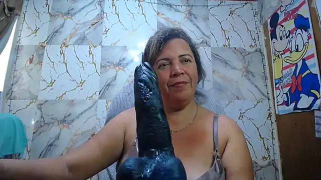 Snapshot of alina_maturehot chatting on April 16, 2026, 9:39 pm alina maturehot online show from April 16, 2026, 9:39 pm
