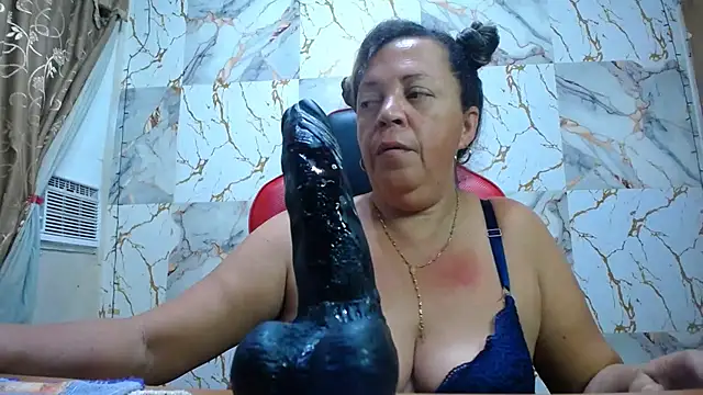 Snapshot of alina_maturehot chatting on May 18, 2026, 7:14 am alina maturehot online show from May 18, 2026, 7:14 am