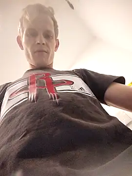 Kamilll94xh online show from November 25, 2025, 6:19 pm