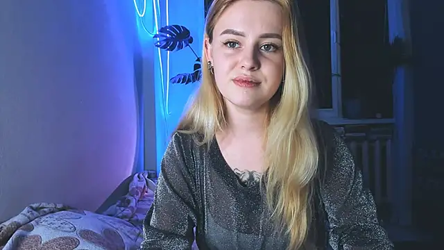 Snapshot of Alexa_Pirs chatting on February 17, 2025, 12:43 am Alexa Pirs online show from February 17, 2025, 12:43 am