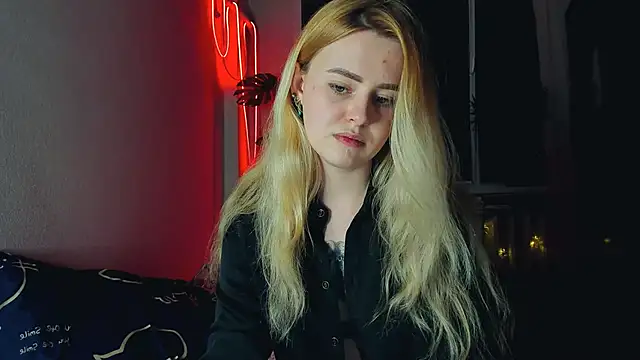 Snapshot of Alexa_Pirs chatting on March 7, 2025, 5:38 pm Alexa Pirs online show from March 7, 2025, 5:38 pm