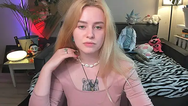 Snapshot of Alexa_Pirs chatting on July 24, 2026, 2:26 pm Alexa Pirs online show from July 24, 2026, 2:26 pm