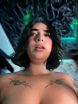 Scarlett-LS online show from November 11, 2025, 1:38 am