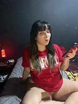 Snapshot of Solo_yoss chatting on March 4, 2025, 5:21 am Solo yoss online show from March 4, 2025, 5:21 am