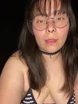 Snapshot of Solo_yoss chatting on October 20, 2025, 6:14 am Solo yoss online show from October 20, 2025, 6:14 am