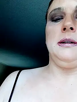 KinzAngel online show from February 12, 2025, 7:56 pm