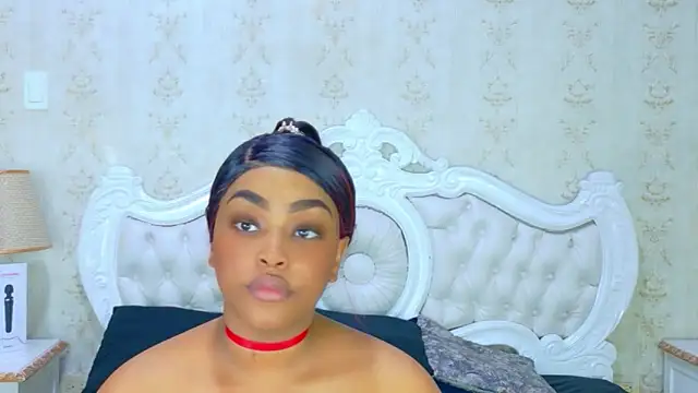 TianahGlow online show from January 14, 2026, 8:36 pm