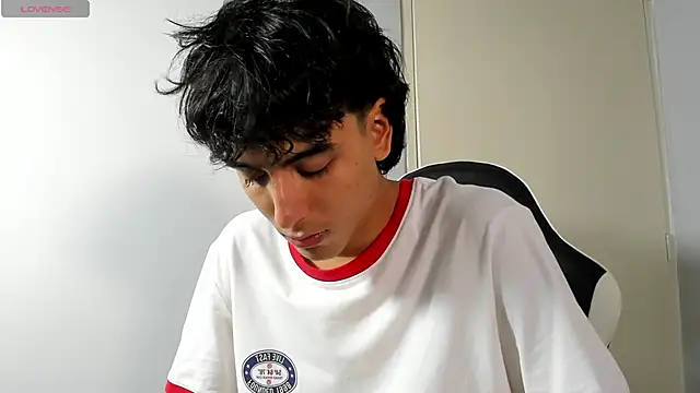 salvatore montt online show from February 25, 2025, 2:58 am