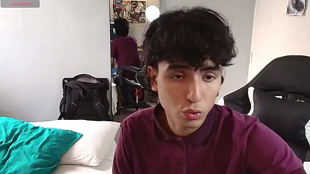 salvatore montt online show from March 12, 2025, 9:56 pm