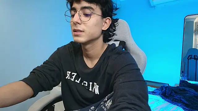 salvatore montt online show from October 30, 2025, 4:03 am