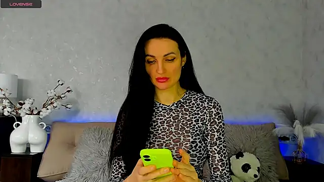 Tina Mart online show from February 16, 2026, 8:54 am