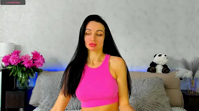 Tina Mart online show from May 28, 2026, 10:34 am