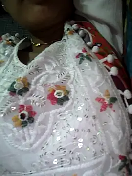 Snapshot of lovely----bhabhi chatting on February 13, 2026, 3:52 pm lovely----bhabhi online show from February 13, 2026, 3:52 pm