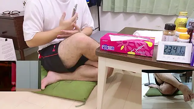 Snapshot of YARASERO-kun chatting on September 18, 2025, 2:41 pm YARASERO-kun online show from September 18, 2025, 2:41 pm