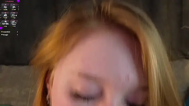 Snapshot of EdlaHames chatting on March 12, 2025, 1:40 pm EdlaHames online show from March 12, 2025, 1:40 pm