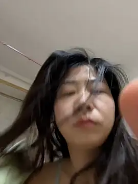 Snapshot of jinj-a chatting on March 4, 2025, 12:18 am jinj-a online show from March 4, 2025, 12:18 am