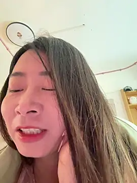 Snapshot of jinj-a chatting on March 17, 2025, 3:25 am jinj-a online show from March 17, 2025, 3:25 am