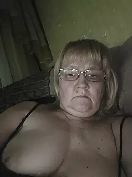 Violet5364 online show from June 15, 2026, 8:00 pm