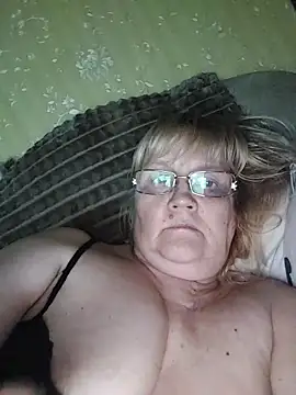 Violet5364 online show from June 18, 2026, 8:35 pm