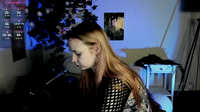 Snapshot of marynixoxo chatting on February 23, 2025, 2:29 am marynixoxo online show from February 23, 2025, 2:29 am