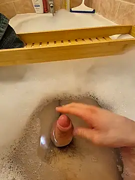 estheticdick online show from February 18, 2026, 4:36 pm