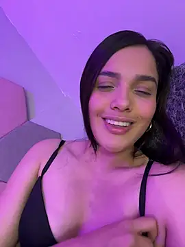 Lana Pearce online show from February 26, 2025, 3:30 pm