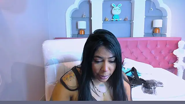 Snapshot of emma_purple_ chatting on February 10, 2025, 7:38 pm emma purple  online show from February 10, 2025, 7:38 pm