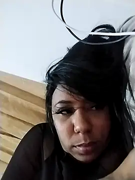 Snapshot of emma_purple_ chatting on March 23, 2025, 8:48 am emma purple  online show from March 23, 2025, 8:48 am